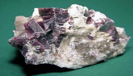 160億，押寶鋰云母