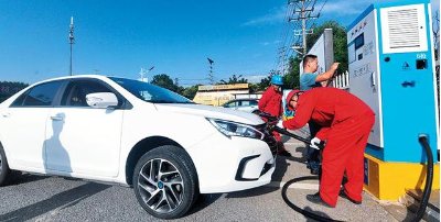 瞭望｜將來買一輛電動車，就等于為電網(wǎng)提供一個微型儲能站——專訪中國科學(xué)院院士歐陽明高