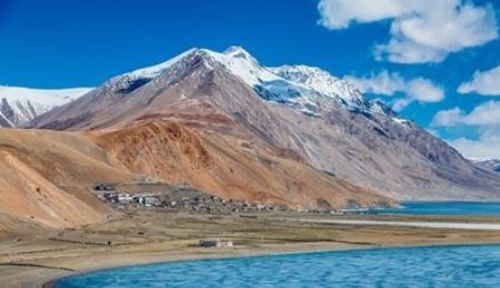 46頁P(yáng)PT：國內(nèi)外鋰資源開發(fā)現(xiàn)狀及供需分析