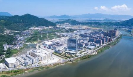 狂跌超40%，碳酸鋰從“搶”到“讓”只用了三個月