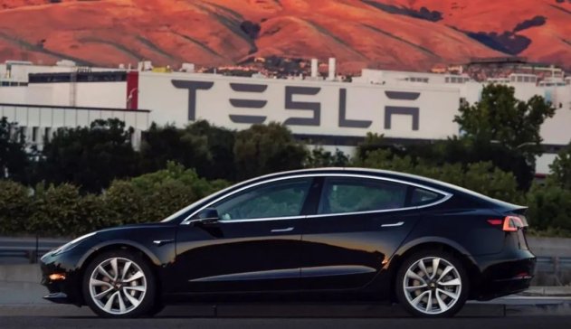 特斯拉擬50億美元新建電池工廠