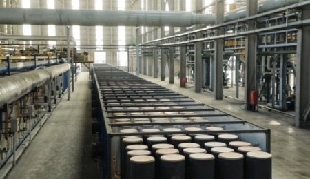 易成新能鋰離子電池負極材料產品成功“出海”！